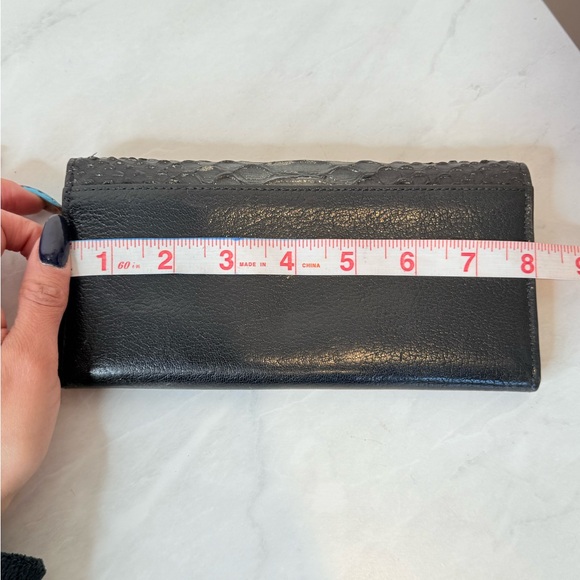 🔥Coach Elegant Black Textured Clutch Wallet🔥 - Picture 5 of 6